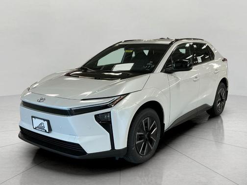 Wind Chill Pearl 2026 Toyota bZ XLE