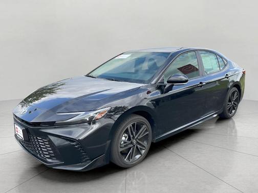 2025 Toyota Camry SEDAN