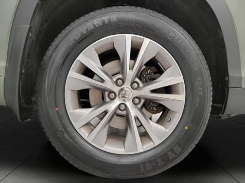 2015 Toyota Highlander LE Plus