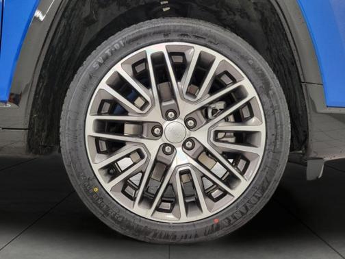 Hydro Blue Pearlcoat 2024 Jeep Compass Limited