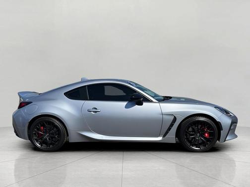 2025 Toyota GR86 Premium