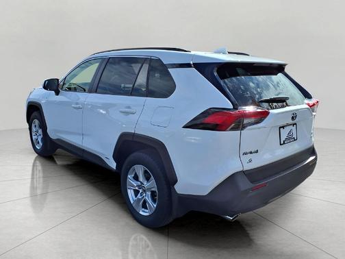 2019 Toyota RAV4 Hybrid XLE