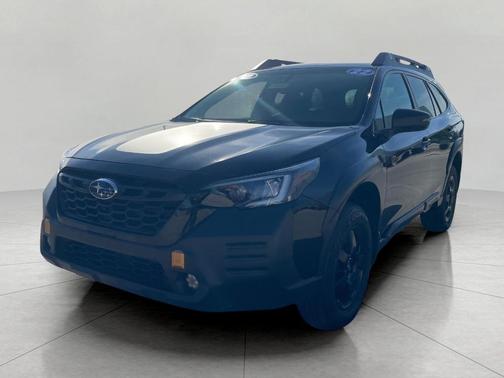 Crystal Black Silica 2022 Subaru Outback Wilderness