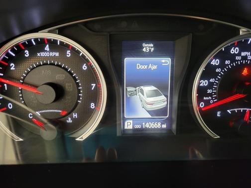 2016 Toyota Camry XSE