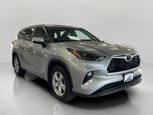 Celestial Silver Metallic 2024 Toyota Highlander SPORT UTILITY