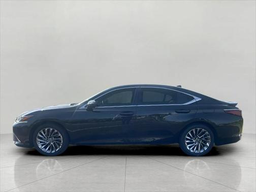 2025 Lexus ES 300h Ultra Luxury