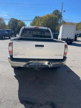2015 Toyota Tacoma Base