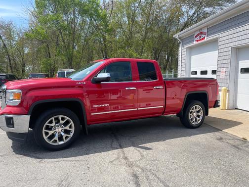 Red 2015 GMC Sierra 1500 SLT