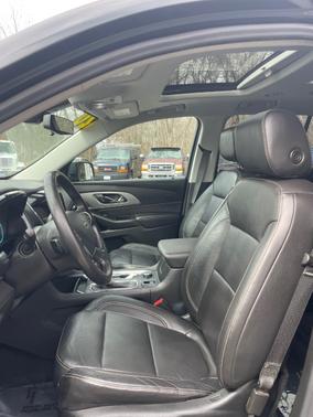 Dark Gray 2020 Chevrolet Traverse RS