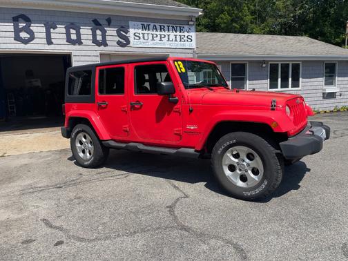 2013 Jeep Wrangler Unlimited Sahara