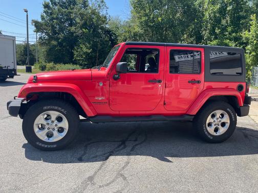 2013 Jeep Wrangler Unlimited Sahara