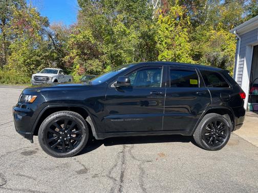 2019 Jeep Grand Cherokee Altitude