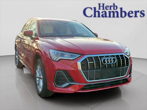 2025 Audi Q3 Premium 45 TFSI S line quattro Tiptronic