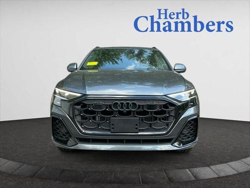 2025 Audi Q8 Premium Plus 55 TFSI quattro