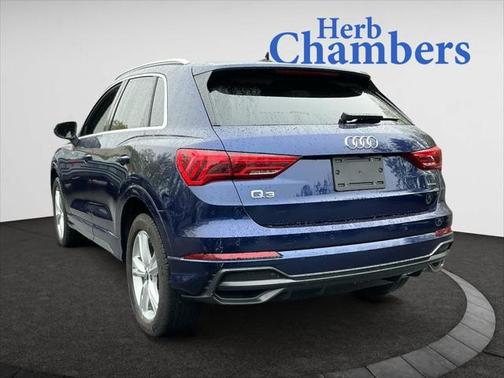 2022 Audi Q3 Premium 45 TFSI S line quattro Tiptronic