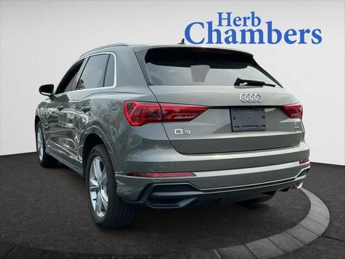 2022 Audi Q3 Premium Plus 45 TFSI S line quattro Tiptronic