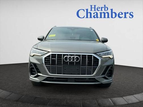 2022 Audi Q3 Premium Plus 45 TFSI S line quattro Tiptronic