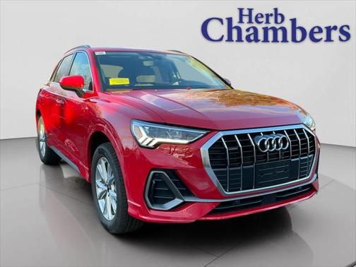 2025 Audi Q3 Premium 45 TFSI S line quattro Tiptronic