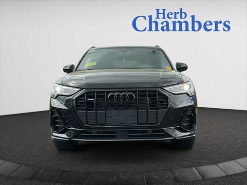 2022 Audi Q3 Premium Plus 45 TFSI S line quattro Tiptronic