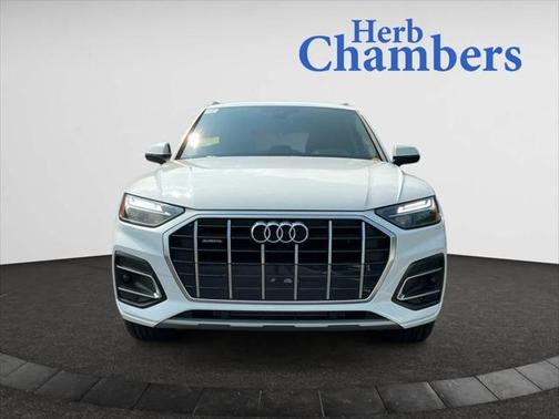 2023 Audi Q5 Premium 40 TFSI quattro S tronic