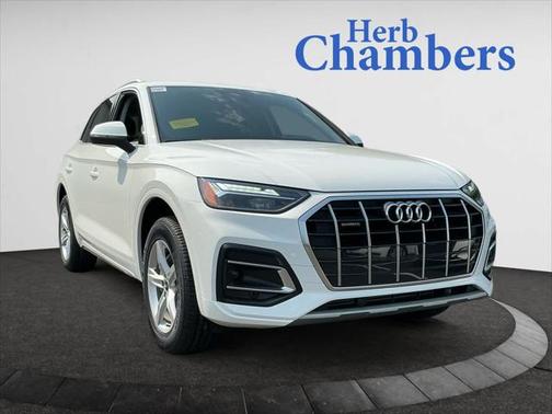 2023 Audi Q5 Premium 40 TFSI quattro S tronic
