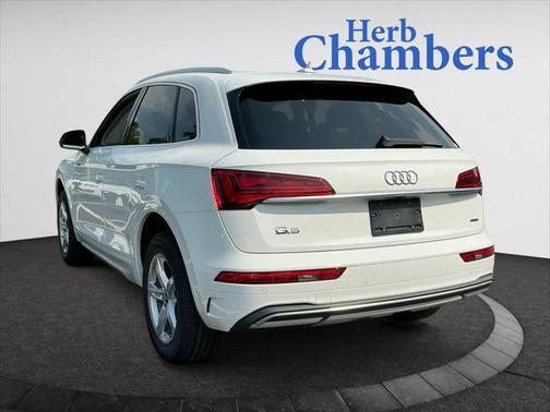 2023 Audi Q5 Premium 40 TFSI quattro S tronic