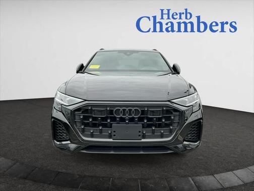 2025 Audi Q8 Premium Plus 55 TFSI quattro