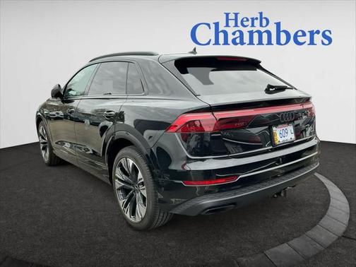 2025 Audi Q8 Premium Plus 55 TFSI quattro