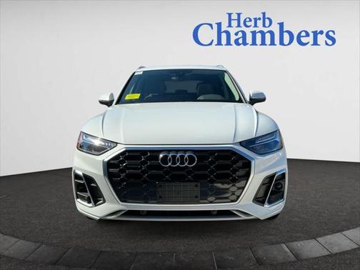 2022 Audi Q5 Premium 45 TFSI S line quattro S tronic