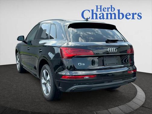 2025 Audi Q5 Premium 40 TFSI quattro S tronic