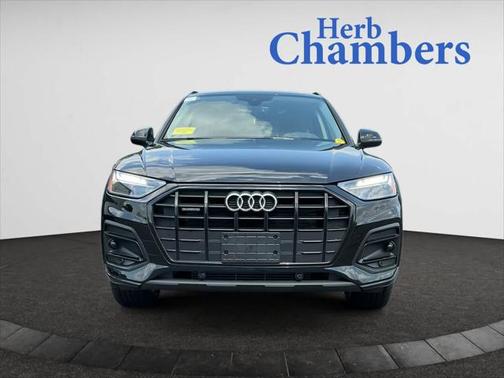 2025 Audi Q5 Premium 40 TFSI quattro S tronic