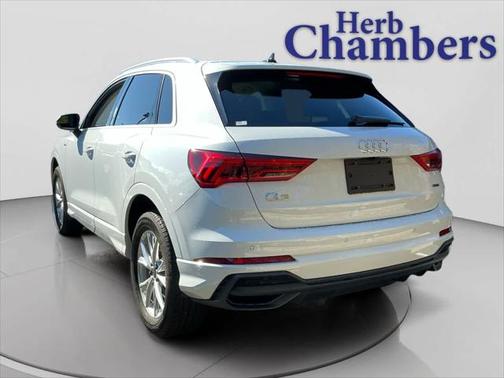 2025 Audi Q3 Premium 45 TFSI S line quattro Tiptronic