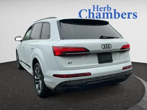 2025 Audi Q7 Premium Plus 45 TFSI quattro Tiptronic