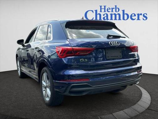2024 Audi Q3 Premium 45 TFSI S line quattro Tiptronic