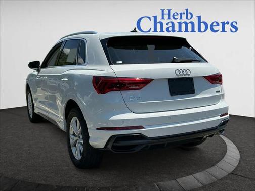 2022 Audi Q3 Premium Plus 45 TFSI S line quattro Tiptronic