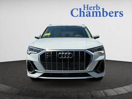 2022 Audi Q3 Premium Plus 45 TFSI S line quattro Tiptronic