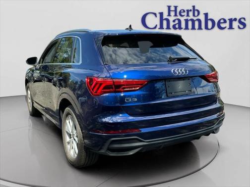 2025 Audi Q3 Premium 45 TFSI S line quattro Tiptronic