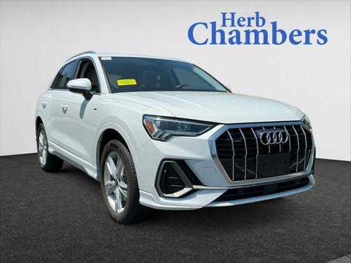 2022 Audi Q3 Premium Plus 45 TFSI S line quattro Tiptronic