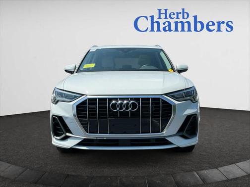 2022 Audi Q3 Premium Plus 45 TFSI S line quattro Tiptronic