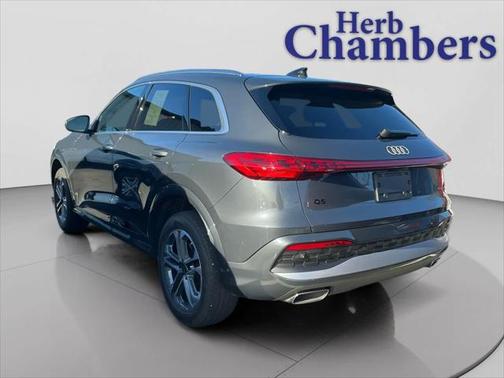 2025 Audi Q5 Premium Plus TFSI quattro S tronic