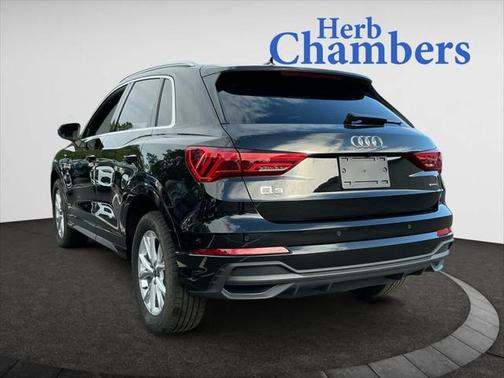 2024 Audi Q3 Premium 45 TFSI S line quattro Tiptronic