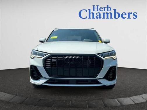 2022 Audi Q3 Premium Plus 45 TFSI S line quattro Tiptronic