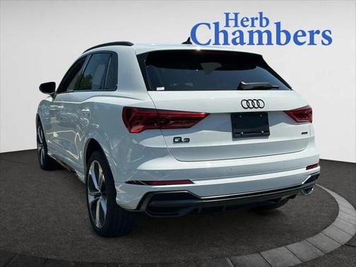 2022 Audi Q3 Premium Plus 45 TFSI S line quattro Tiptronic