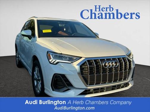 2024 Audi Q3 Premium 45 TFSI S line quattro Tiptronic