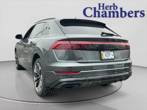 2025 Audi Q8 Premium Plus 55 TFSI quattro