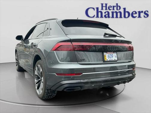 2025 Audi Q8 Premium Plus 55 TFSI quattro