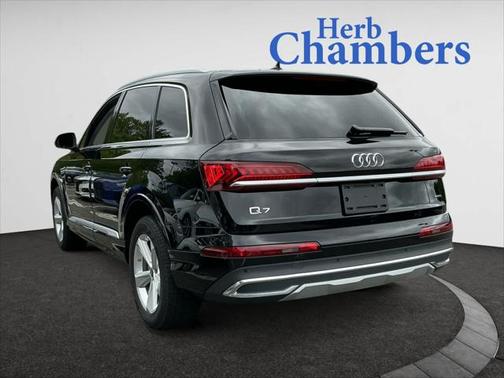 2023 Audi Q7 Premium 45 TFSI quattro Tiptronic