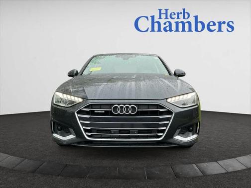 2022 Audi A4 Premium Plus 40 TFSI quattro S tronic