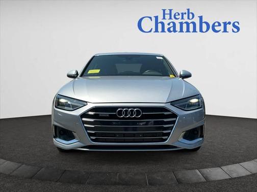 2022 Audi A4 Premium 40 TFSI quattro S tronic