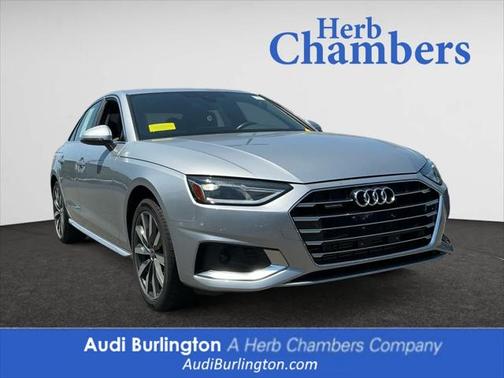 2022 Audi A4 Premium 40 TFSI quattro S tronic